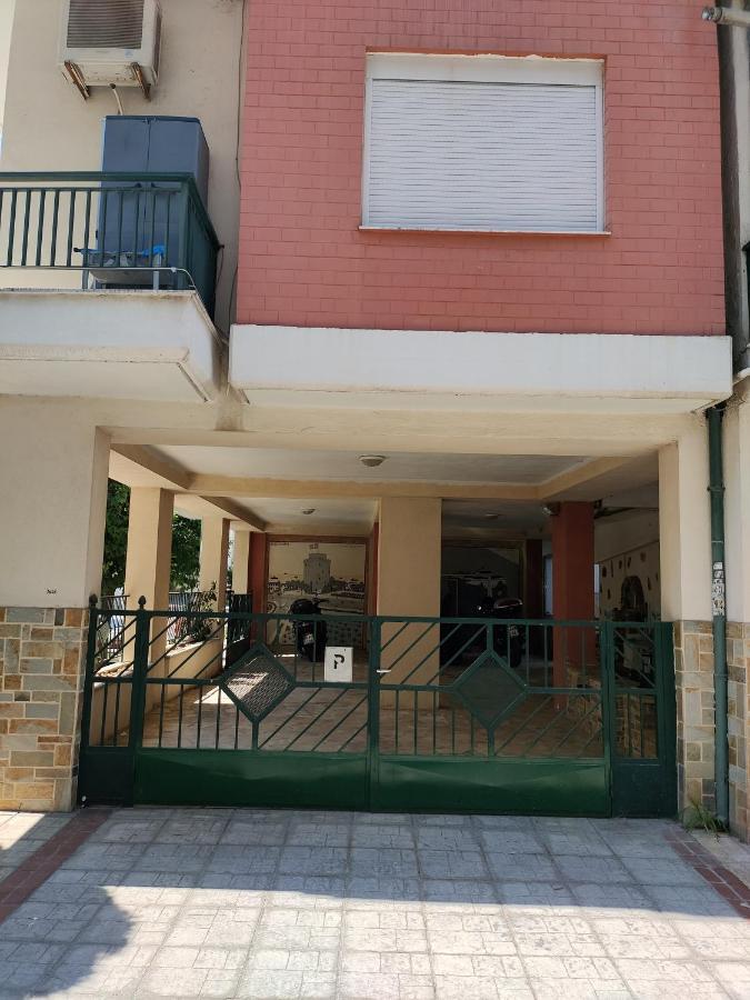 Museum Apartment Volos Bagian luar foto